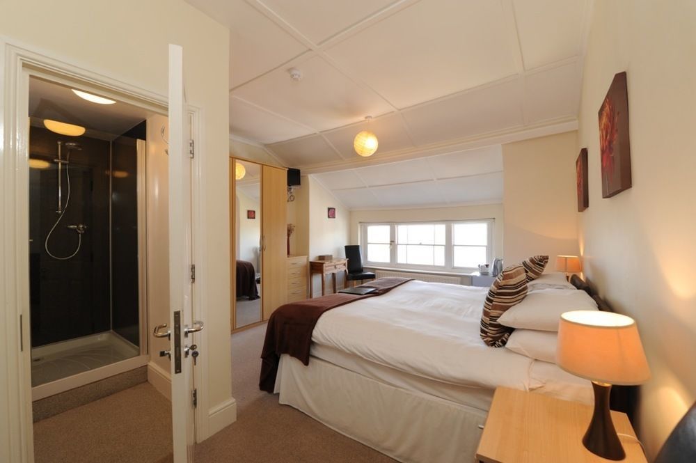 Wayfarer Inn Инстоу Экстерьер фото
